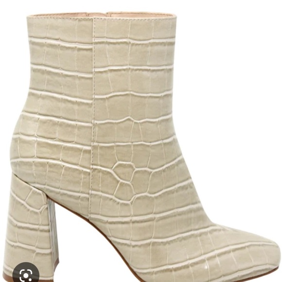 Charles by Charles David Booties - Picture 4 of 13